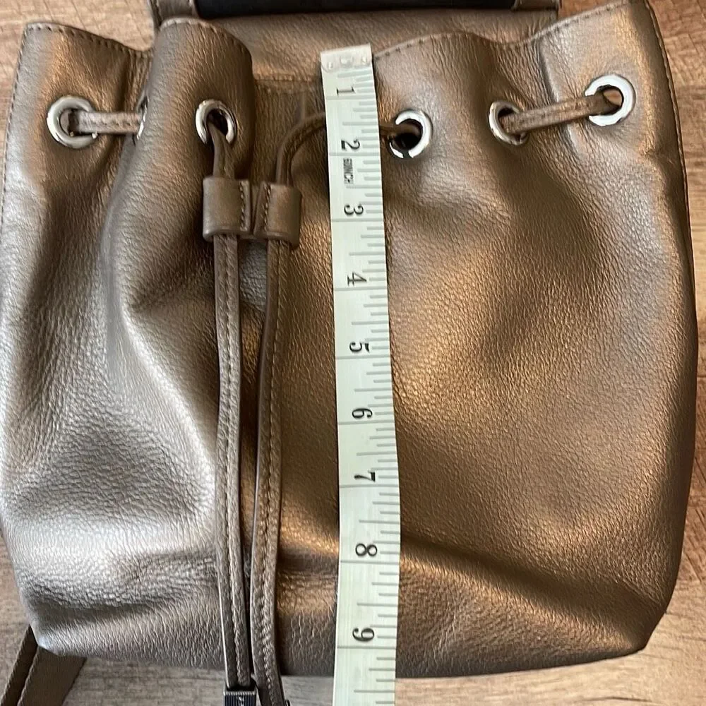 Danier Womens Genuine‎ Leather Metallic Adjustable Strap Backpack Bronze Small